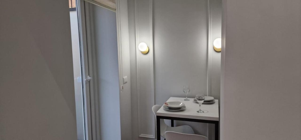 Heart Of Tirana Apartment Екстер'єр фото