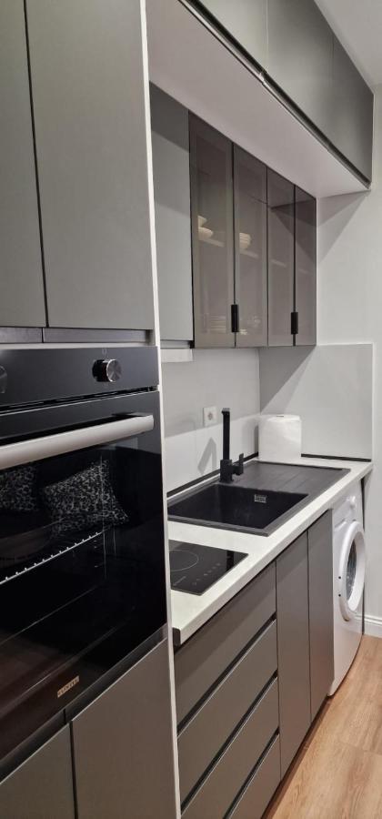 Heart Of Tirana Apartment Екстер'єр фото