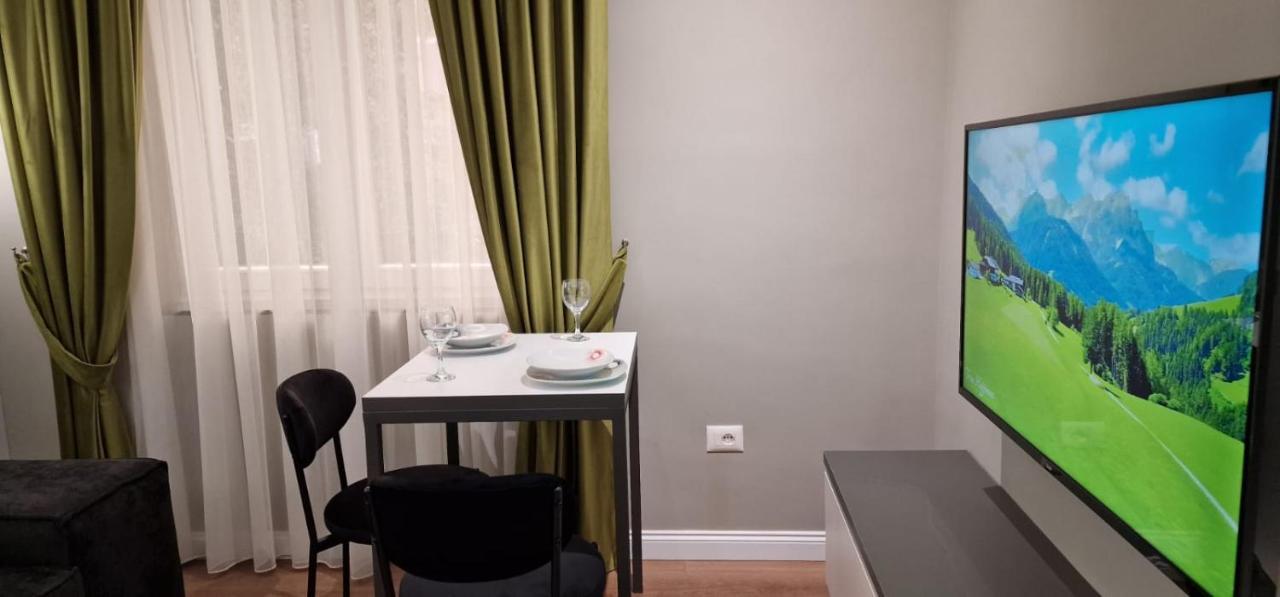 Heart Of Tirana Apartment Екстер'єр фото